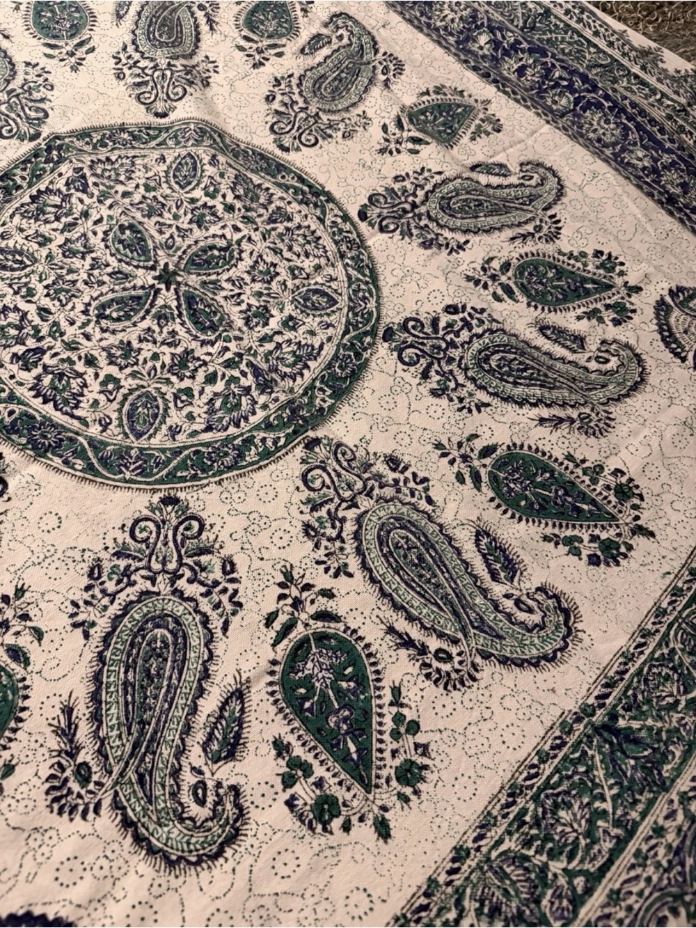 ANTIQUE Esfahan Iran Hand Block Painted Ghalamkar Cotton Fringed (53”x78”) - Picture 4 of 15